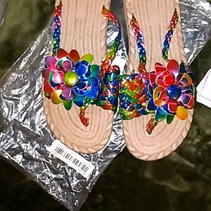 Beautiful sandals 😍🌸